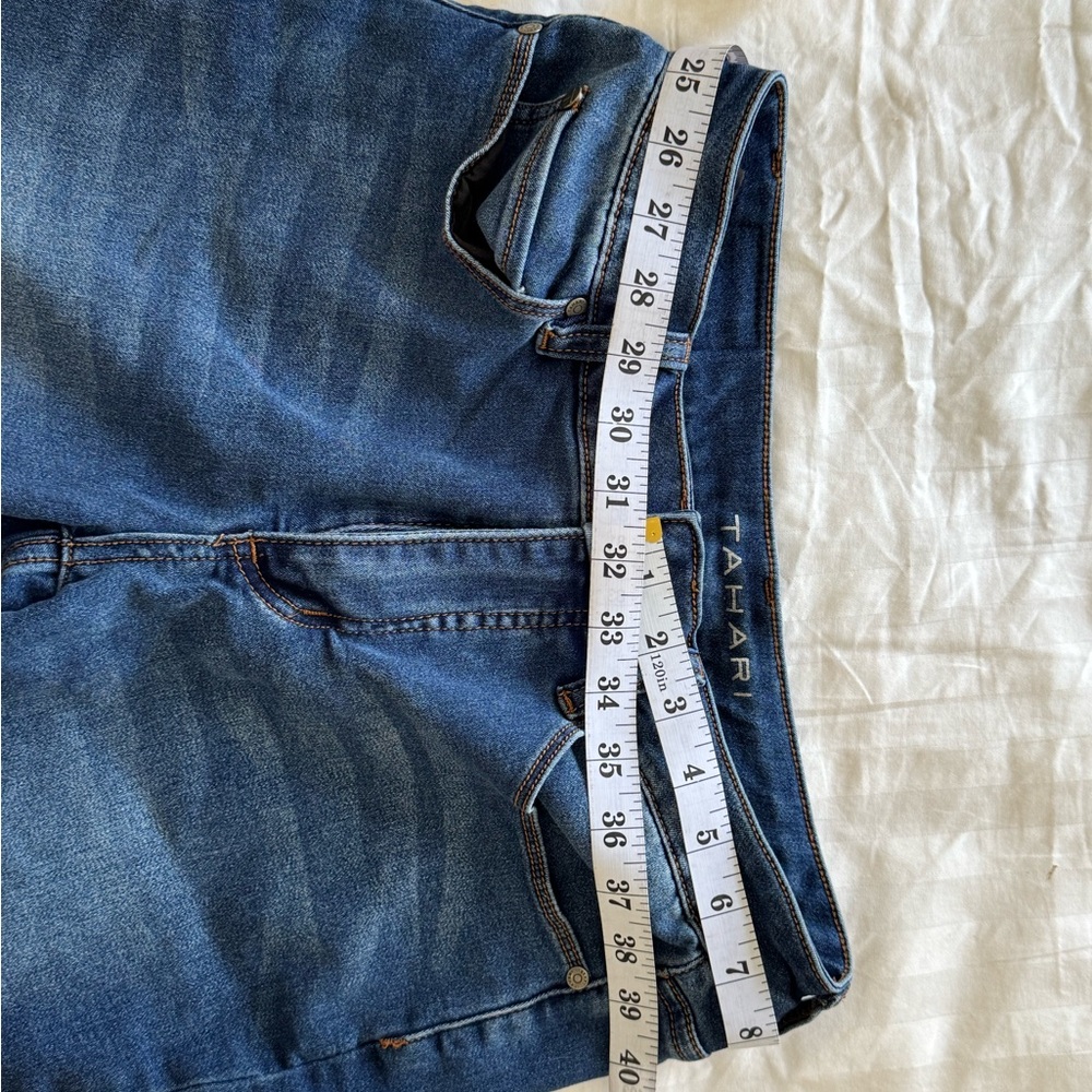 Tahari Women's Blue Straight leg Jeans size 6/28 - Picture 9 of 12